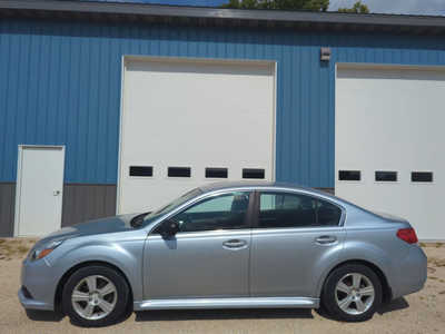 2013 Subaru Legacy, $4750. Photo 2