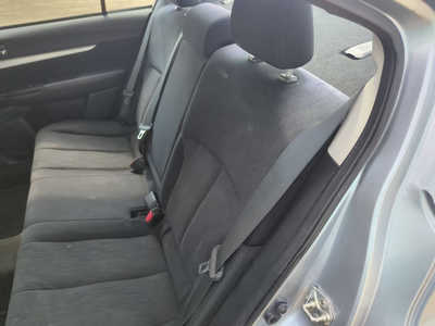 2013 Subaru Legacy, $4750. Photo 8