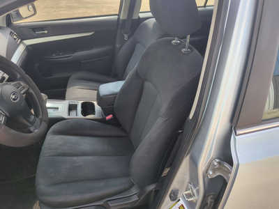 2013 Subaru Legacy, $4750. Photo 9