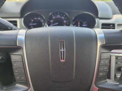 2011 Lincoln MKZ, $4750. Photo 12