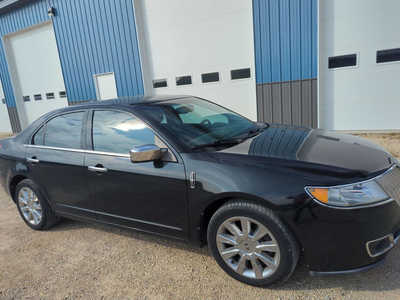 2011 Lincoln MKZ, $4750. Photo 6