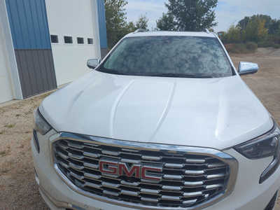 2020 GMC Terrain, $19999. Photo 4