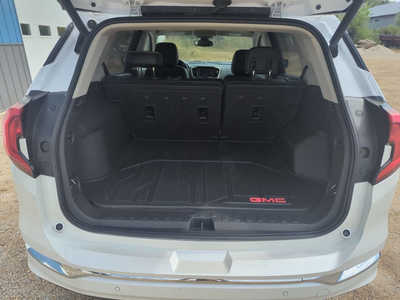 2020 GMC Terrain, $19999. Photo 8