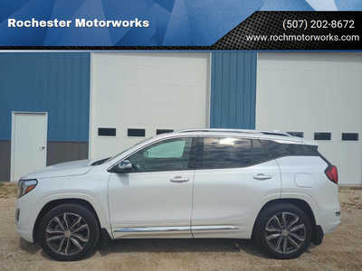 2020 GMC Terrain, $19999. Photo 1