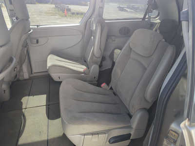 2006 Dodge Caravan, Grand, $3499. Photo 10