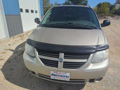 2006 Dodge Caravan, Grand, $3499. Photo 4