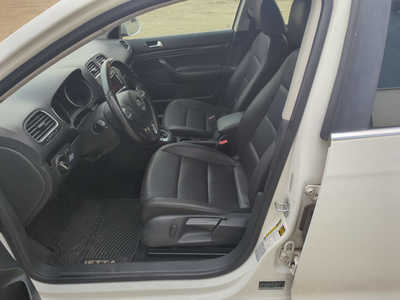 2013 Volkswagen Jetta, $8750. Photo 10
