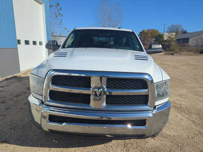 2014 RAM 2500 Crew Cab, $7500. Photo 4