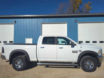 2014 RAM 2500 Crew Cab, $7500. Photo 6