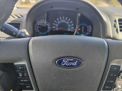 2012 Ford Fusion, $3250. Photo 12