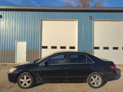 2005 Honda Accord, $2750. Photo 2