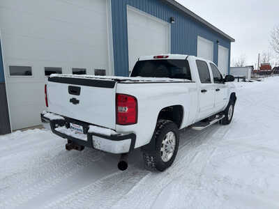 2012 Chevrolet 2500 Crew Cab, $14995. Photo 6