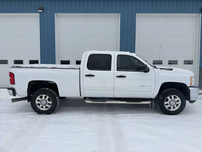 2012 Chevrolet 2500 Crew Cab, $14995. Photo 8