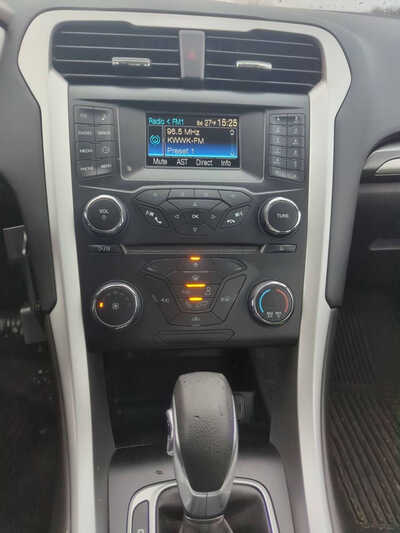 2013 Ford Fusion, $5995. Photo 10