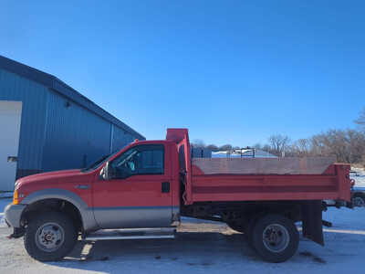 1999 Ford F350 Reg Cab, $12000. Photo 2