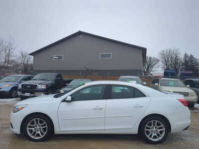 2016 Chevrolet Malibu, $8950. Photo 2