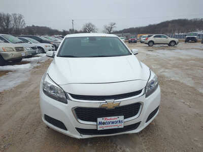 2016 Chevrolet Malibu, $8950. Photo 3