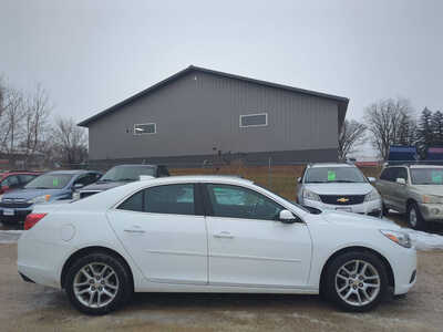 2016 Chevrolet Malibu, $8950. Photo 5