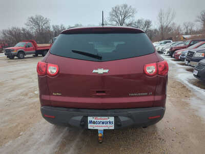 2010 Chevrolet Traverse, $3900. Photo 4