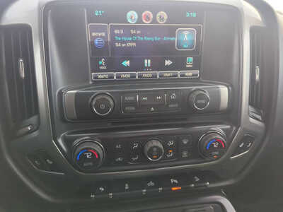 2014 Chevrolet 1500 Crew Cab, $9995. Photo 9