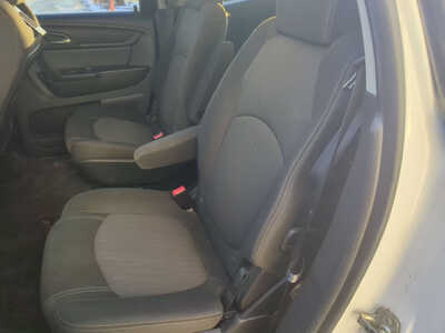2016 Chevrolet Traverse, $7900. Photo 9