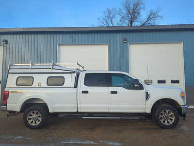 2022 Ford F350 Crew Cab, $32500. Photo 6