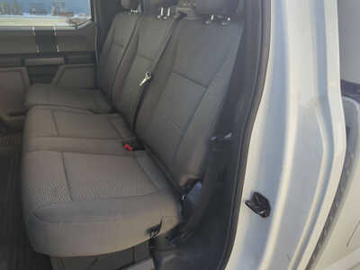 2022 Ford F350 Crew Cab, $32500. Photo 9