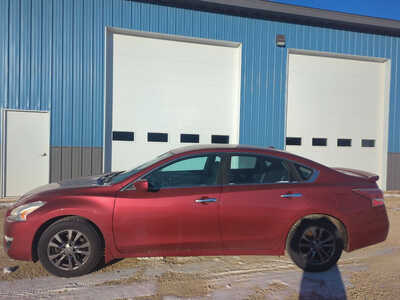 2015 Nissan Altima, $5995. Photo 3