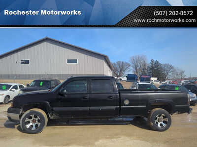 2004 Chevrolet 2500 Crew Cab, $8999. Photo 1