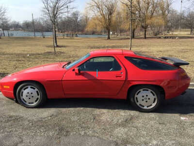 1987 Porsche 928, $18000. Photo 4
