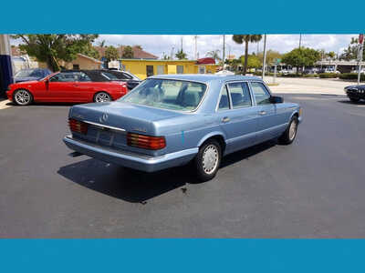 1987 Mercedes-Benz 300-Class, $10000. Photo 3