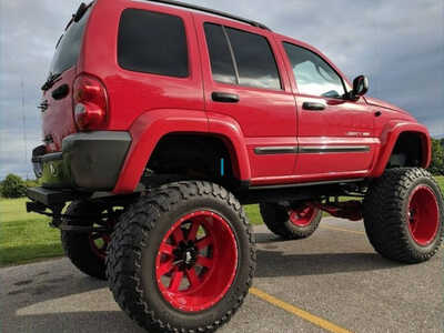 2004 Jeep Liberty, $10000. Photo 3