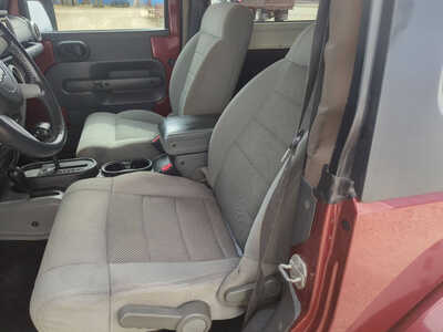 2009 Jeep Wrangler, $7950. Photo 8