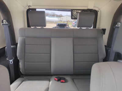 2009 Jeep Wrangler, $7950. Photo 9