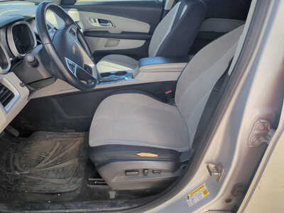 2012 Chevrolet Equinox, $2995. Photo 8