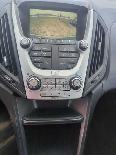2017 Chevrolet Equinox, $3999. Photo 12