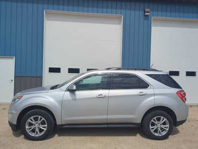 2017 Chevrolet Equinox, $3999. Photo 2
