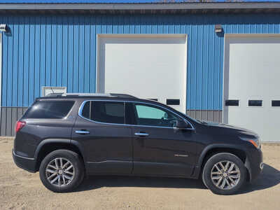 2017 GMC Acadia, $7500. Photo 4