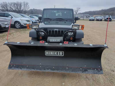 2011 Jeep Wrangler, $18995. Photo 5
