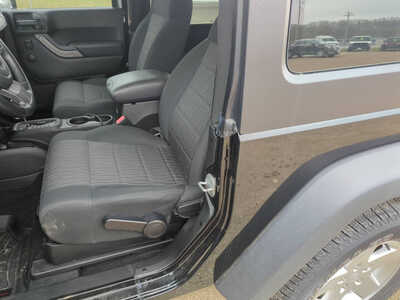 2011 Jeep Wrangler, $18995. Photo 9