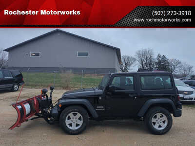 2011 Jeep Wrangler, $18995. Photo 1