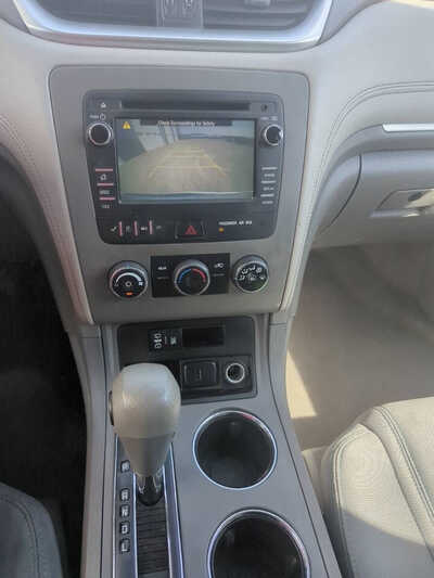 2017 Chevrolet Traverse, $7950. Photo 12