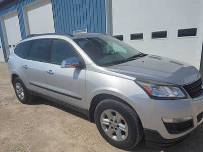 2017 Chevrolet Traverse, $7950. Photo 5