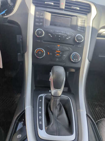 2013 Ford Fusion, $4999. Photo 10