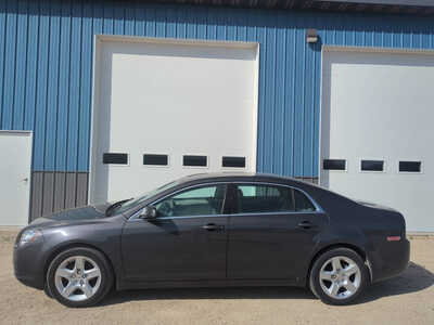 2012 Chevrolet Malibu, $5900. Photo 2
