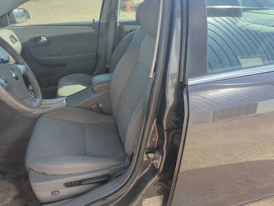 2012 Chevrolet Malibu, $5900. Photo 9