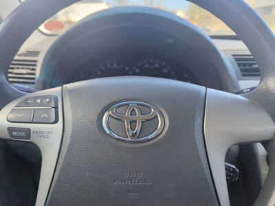 2010 Toyota Camry, $6500. Photo 10