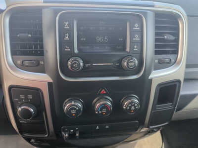 2015 RAM 2500 Crew Cab, $9995. Photo 11