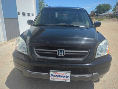 2004 Honda Pilot, $2995. Photo 4