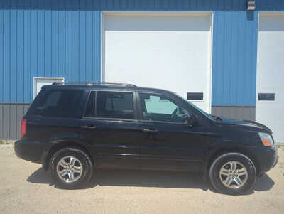 2004 Honda Pilot, $2995. Photo 6